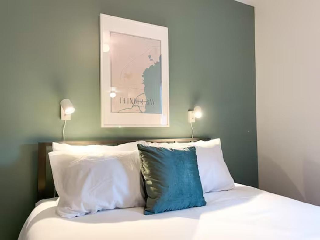 Lake Superior Boutique Hotel خليج ثندر المظهر الخارجي الصورة